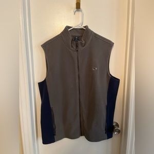 Vineyard vines vest